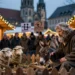 Lebendige Weihnachtskrippe Ulm auf dem Weihnachtsmarkt mit friedlichen Tieren als Symbol für Tradition und rechtskonformen Tierschutz