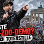 Robert Marc Lehmann bei einer Anti-Zoo-Demonstration in Berlin vor dem Brandenburger Tor – danach bleibt das große Medienecho aus.